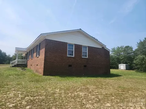 2997 Youngs Bridge Rd, Bethune, SC 29009 photo 3