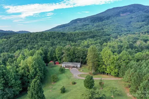 1224 Burgess Rd, Mill Spring, NC 28756