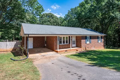2387 Southside Rd, Lincolnton, NC 28092