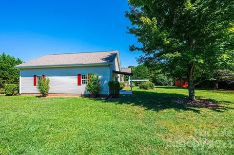 1503 Kelley Ct, Conover, NC 28613 photo 15