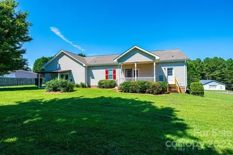 1503 Kelley Ct, Conover, NC 28613 photo 14