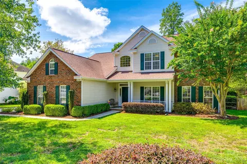 6210 Lowergate Dr, Waxhaw, NC 28173