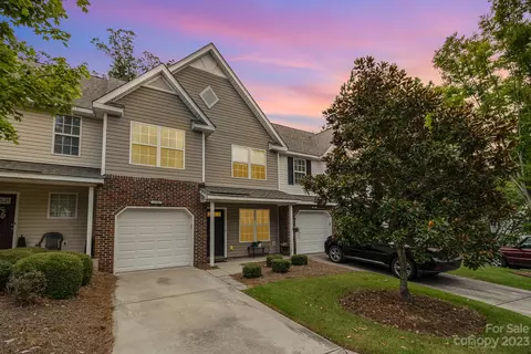 11361 Stone Trail Rd, Charlotte, NC 28213