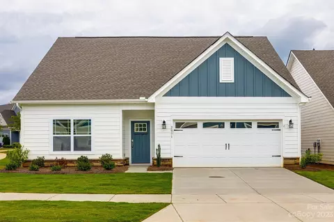 2051 Bonds Ln, Fort Mill, SC 29715
