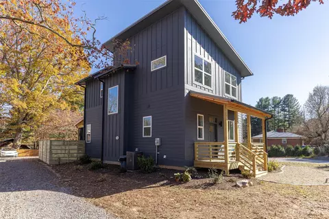 192 Onteora Blvd, Asheville, NC 28803