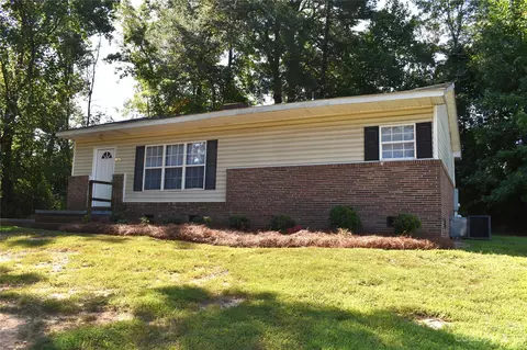 1003 E Harrison Ave, Gastonia, NC 28054