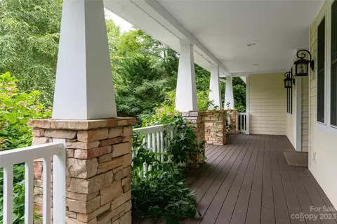 740 Streamside Dr, Arden, NC 28704 photo 6