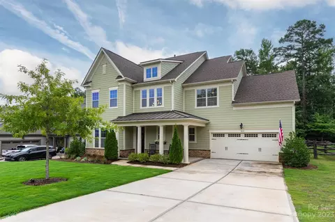 1819 Sutter Creek Dr, Waxhaw, NC 28173