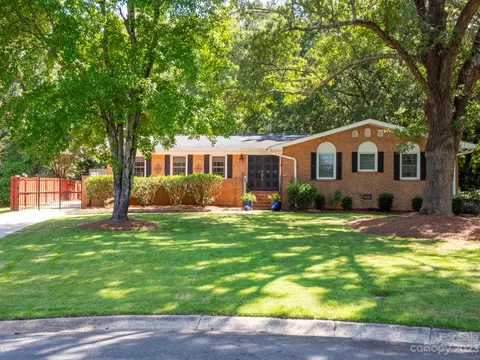 6035 Doncaster Dr, Charlotte, NC 28211