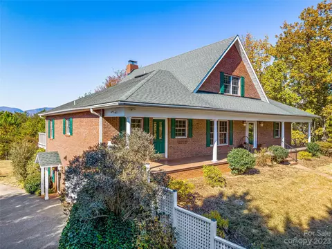 263 Sylvan Ln, Mill Spring, NC 28756 photo 4