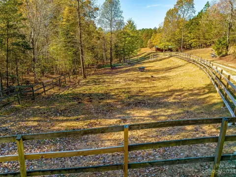 263 Sylvan Ln, Mill Spring, NC 28756 photo 33