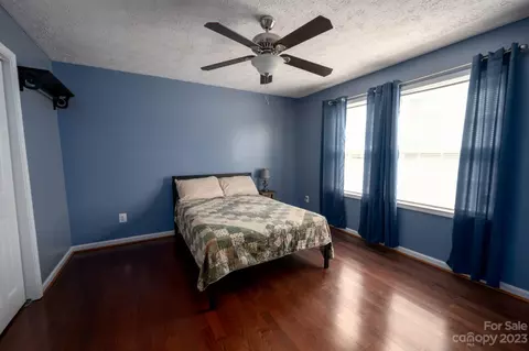 74 Chicory Dr, Marion, NC 28752 photo 10