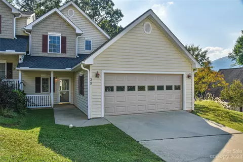 39 Viera Dr, Swannanoa, NC 28778