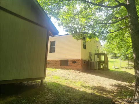 205 Hitching Post Rd, Mill Spring, NC 28756 photo 17