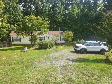 205 Hitching Post Rd, Mill Spring, NC 28756