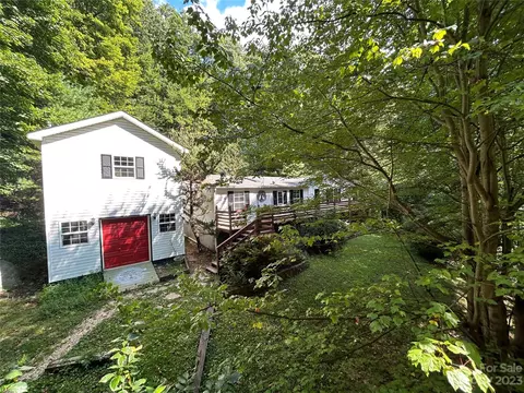71 Bear Trl, Fairview, NC 28730 photo 3