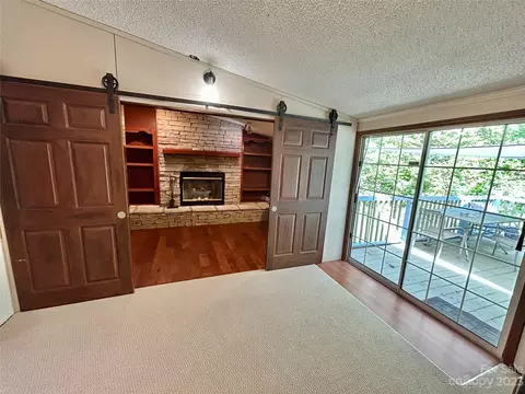 71 Bear Trl, Fairview, NC 28730 photo 8