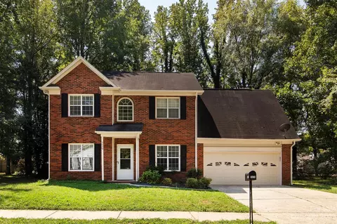 5029 Poplar Glen Dr, Matthews, NC 28104