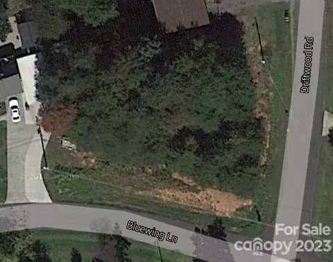 132 Driftwood Dr, Mooresville, NC 28117