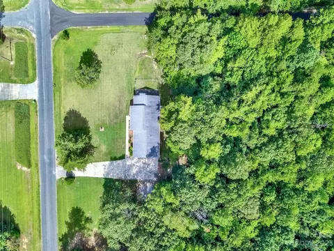 1860 Robin Dr, Lancaster, SC 29720 photo 31