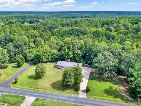 1860 Robin Dr, Lancaster, SC 29720 photo 32
