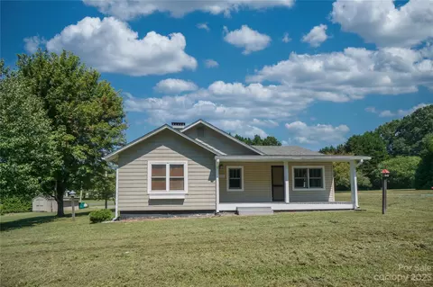 1323 E Cannon Ave, Albemarle, NC 28001