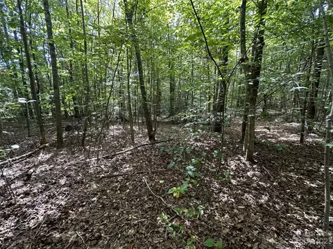 3878 Seitz Rd, Morganton, NC 28655 photo 2