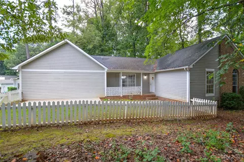 5804 Olivet Dr, Charlotte, NC 28227