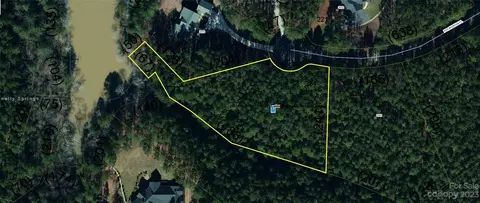 2063 Pocahontas Pl, Connelly Springs, NC 28612