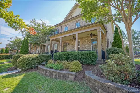 2285 Eversham Dr, Concord, NC 28027 photo 2