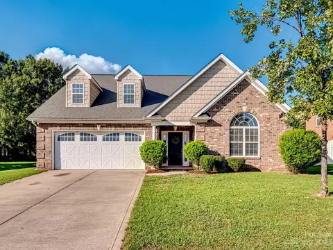 823 Treva Anne Dr, Concord, NC 28027