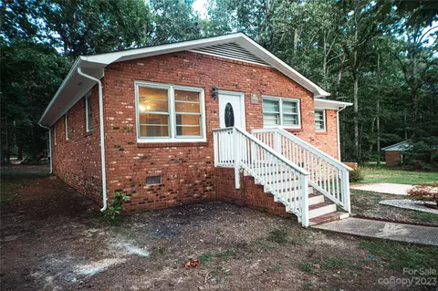 1935 Powell Ave, Lancaster, SC 29720 photo 4