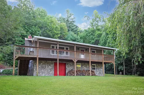 2463 Old Nc 226 Hwy, Spruce Pine, NC 28777