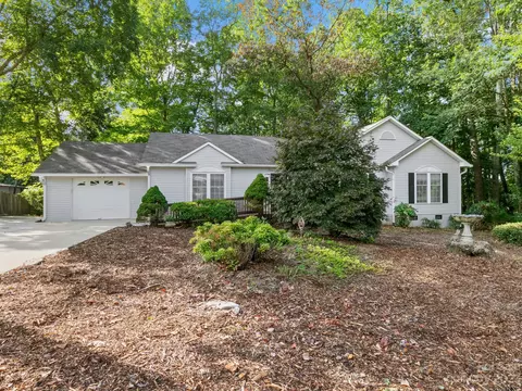 37 Pinedale Rd, Candler, NC 28715