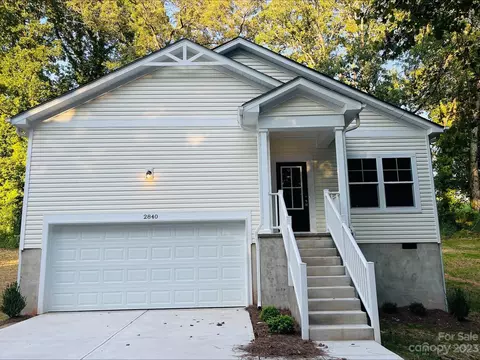 2840 4th Street Nw 2 Pl #2, Hickory, NC 28601