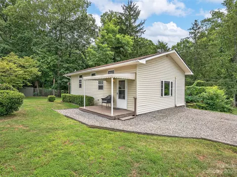 49 Acton Woods Rd, Candler, NC 28715