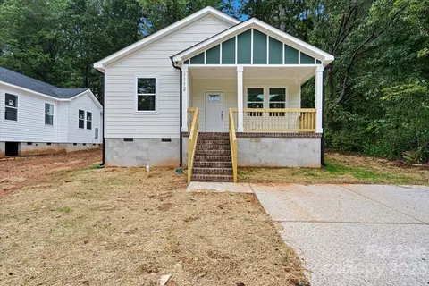1118 Tower Dr, Salisbury, NC 28146 photo 2