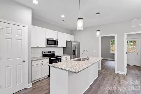 1118 Tower Dr, Salisbury, NC 28146 photo 6