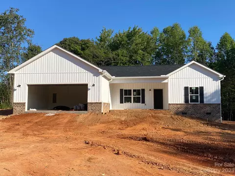 379 Moose Club Rd, Statesville, NC 28677