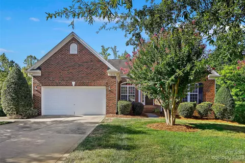 1310 Bitter End Ct, Matthews, NC 28105