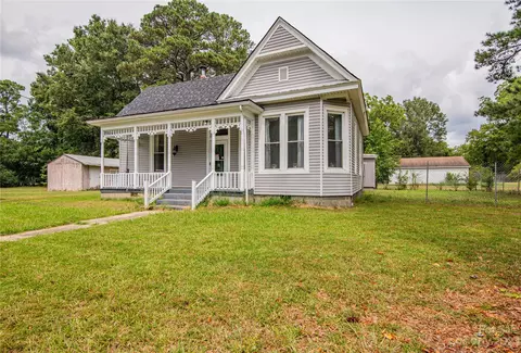 108 Stanford St, Rich Square, NC 27869