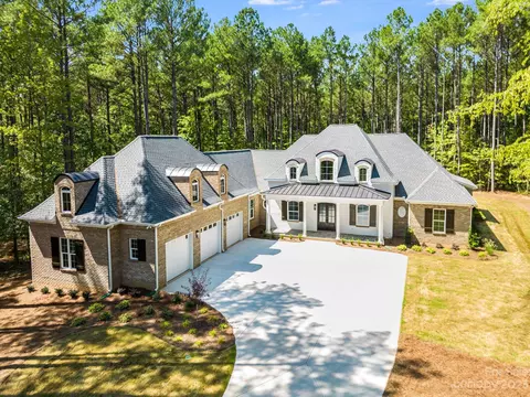 8652 Rainier Ct, Lancaster, SC 29720