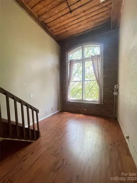 201 S Hoskins 319 Rd #319, Charlotte, NC 28208
