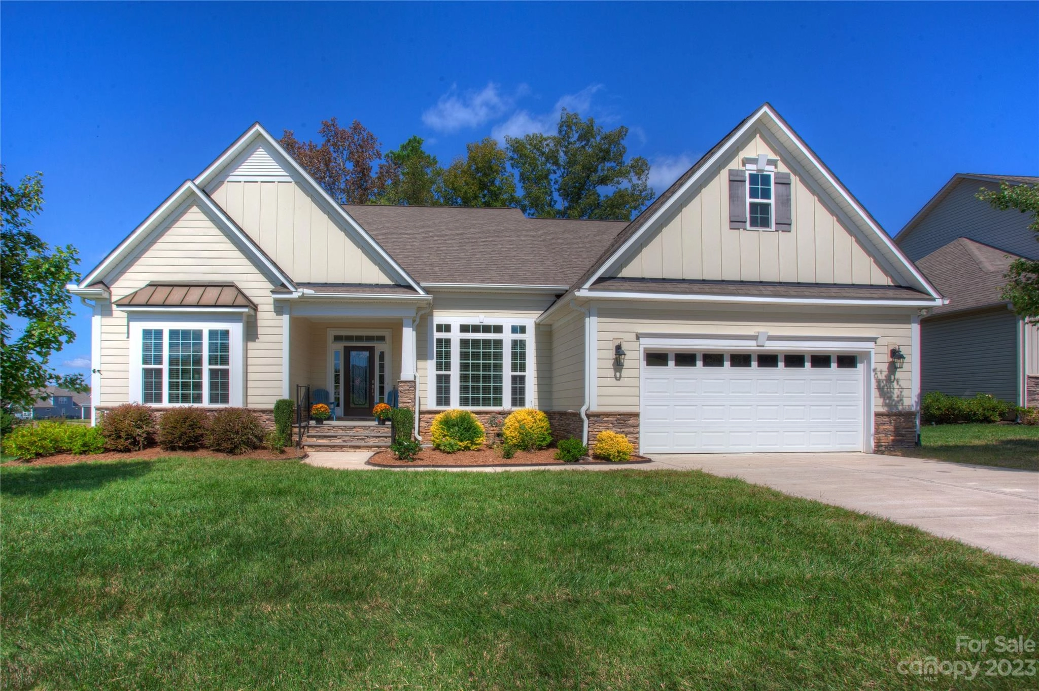 2342 Fairport Se Dr SE