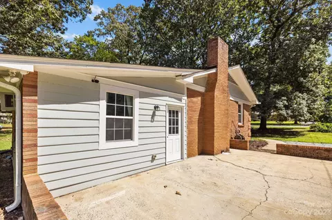 301 Carter Rd, Monroe, NC 28110 photo 4