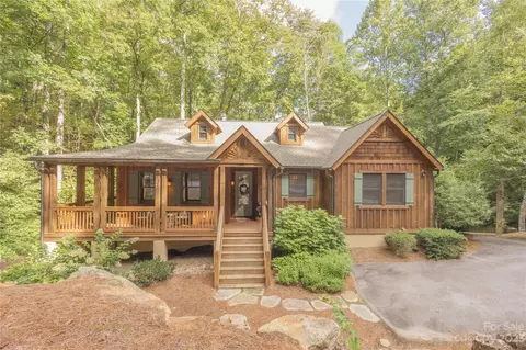 220 Boulder Creek Ln, Tuckasegee, NC 28783