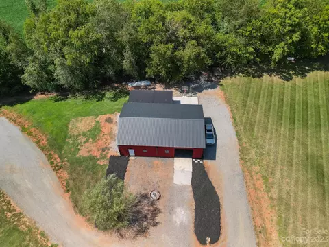 137 Haystack Ln, Olin, NC 28660 photo 37