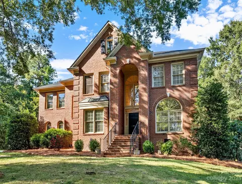 7002 Jardiniere Ct, Charlotte, NC 28226