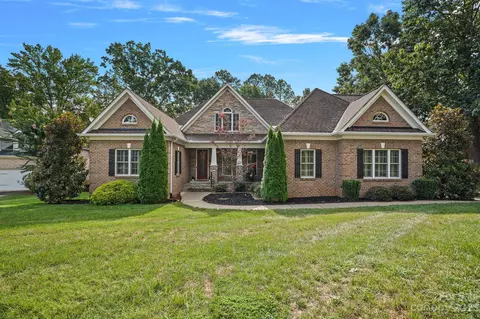7859 Oak Haven Ln, Stanley, NC 28164
