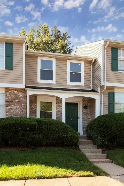 9604 Vinca Cir #E, Charlotte, NC 28213
